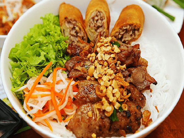 Rice noodles with grilled meat - thuathienhue.gov.vn/en-us