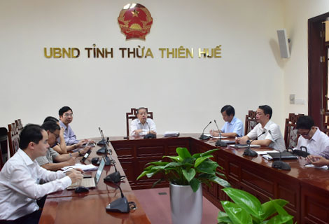 Chủ tịch UBND tỉnh Phan Ngọc Thọ chủ trì buổi họp giao ban trực tuyến