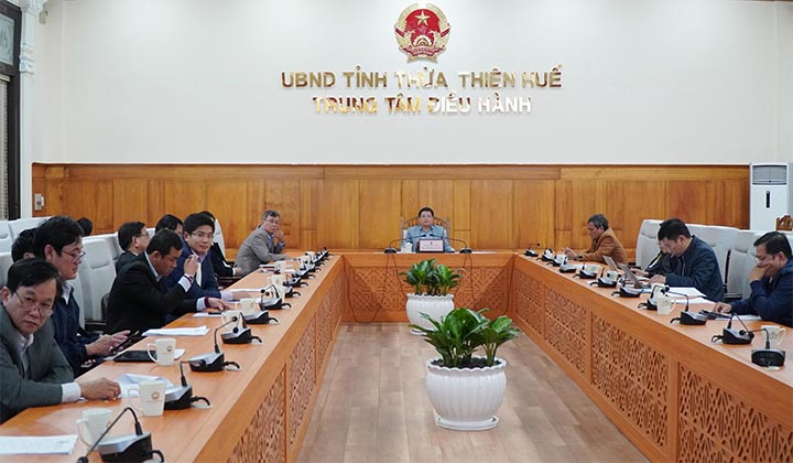 UVTV Tỉnh ủy - Phó Chủ tịch Thường trực UBND tỉnh Nguyễn Thanh Bình chủ trì tại điểm cầu trực tuyến tỉnh Thừa Thiên Huế