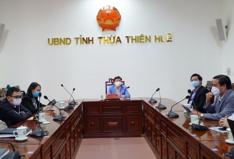  Phó Chủ tịch UBND tỉnh Nguyễn Thanh Bình, cùng đại diện các Sở, ngành, địa phương tham dự tại điểm cầu tỉnh Thừa Thiên Huế