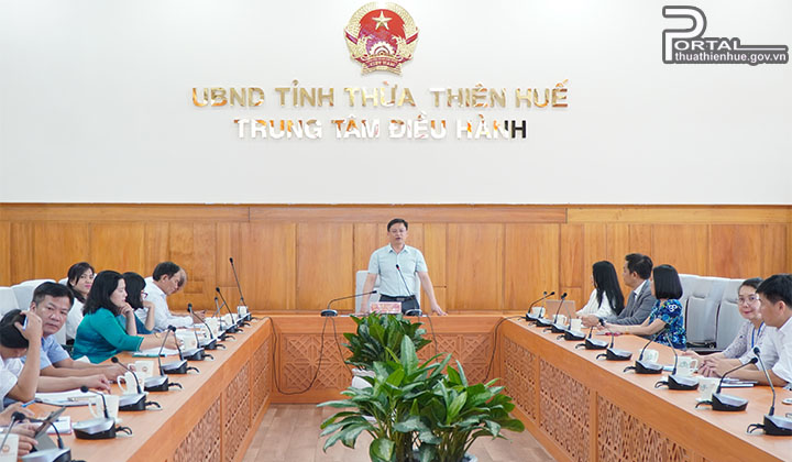 Tại cuộc họp