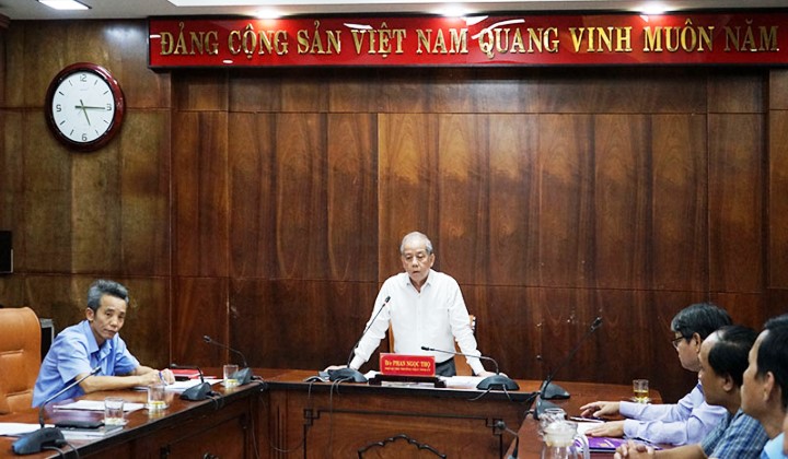 Phó Bí thư Thường trực Tỉnh ủy Phan Ngọc Thọ phát biểu tại buổi làm việc