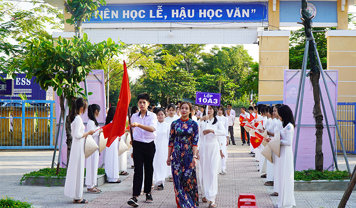 Khai giảng năm học mới được tổ chức đồng loạt cùng với các địa phương vào 7h ngày 5/9 (ảnh minh họa)