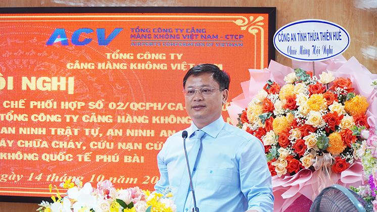 Phó Chủ tịch Thường trực UBND tỉnh Nguyễn Thanh Bình phát biểu tại hội nghị