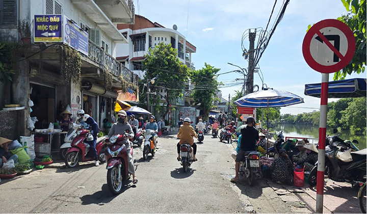 Đường Đặng Văn Ngữ - thành phố Huế đoạn từ nút giao đường Hùng Vương đến Kiệt 19 sẽ được chỉnh trang, mở rộng nhằm đảm bảo an toàn giao thông – trật tự đô thị 