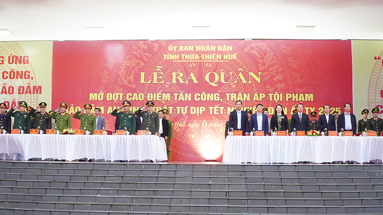 Tại lễ ra quân