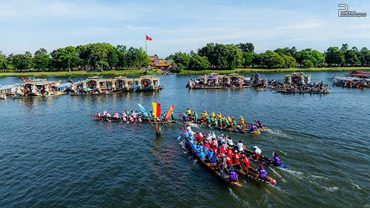 Quyết liệt trên đường đua